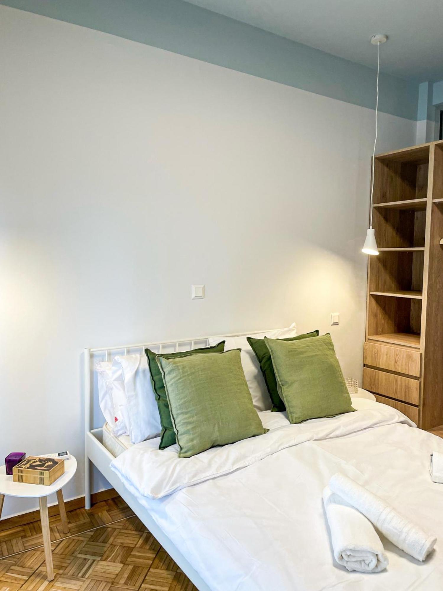 Apartment Near Metro + Port Pireus Eksteriør bilde