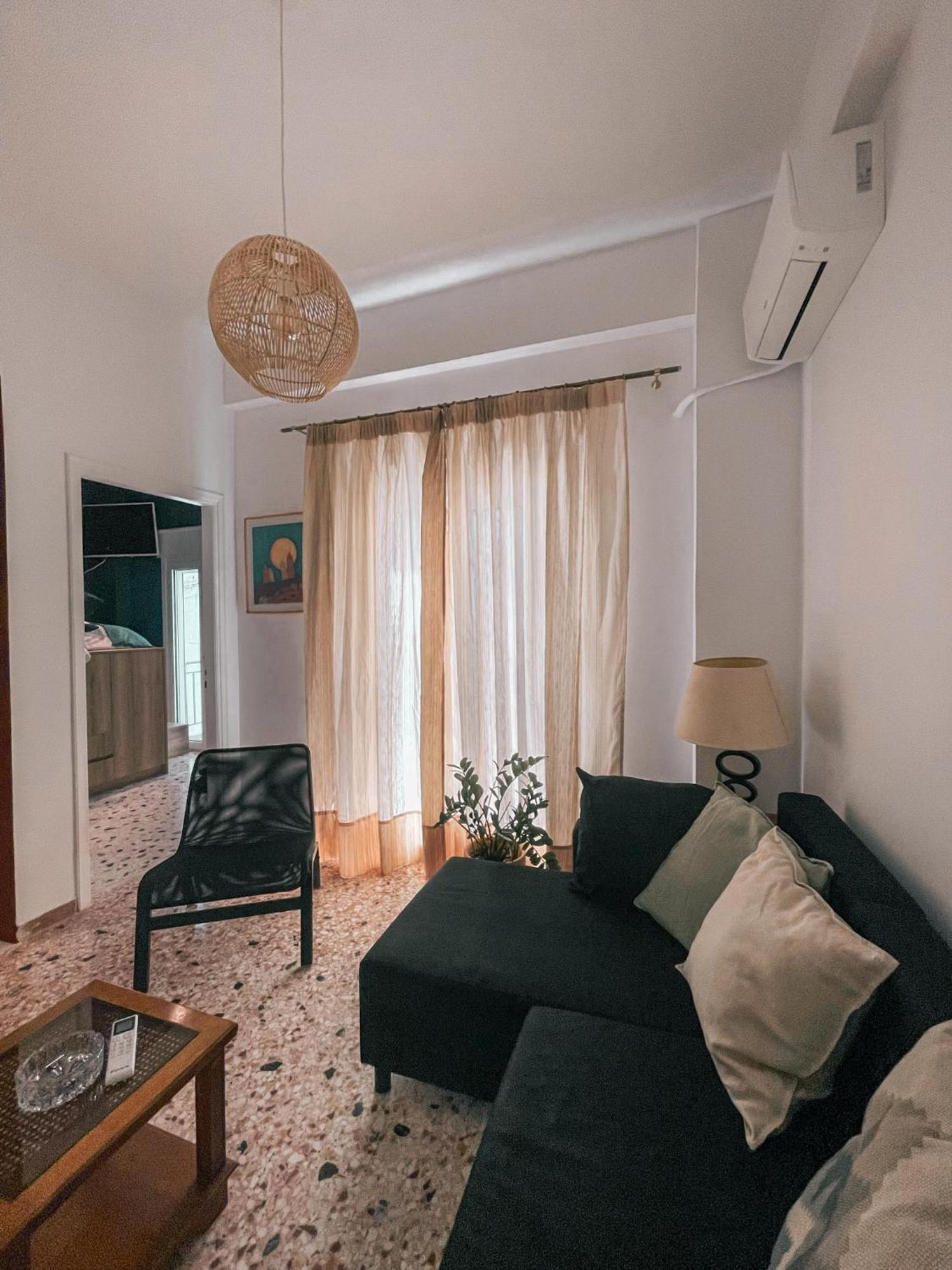 Apartment Near Metro + Port Pireus Eksteriør bilde